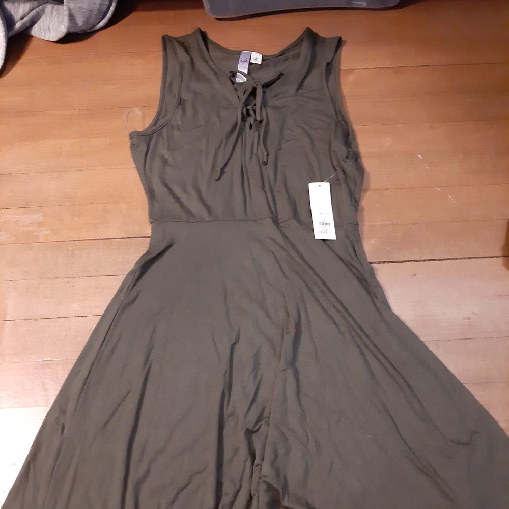 Francesca's Green Dress